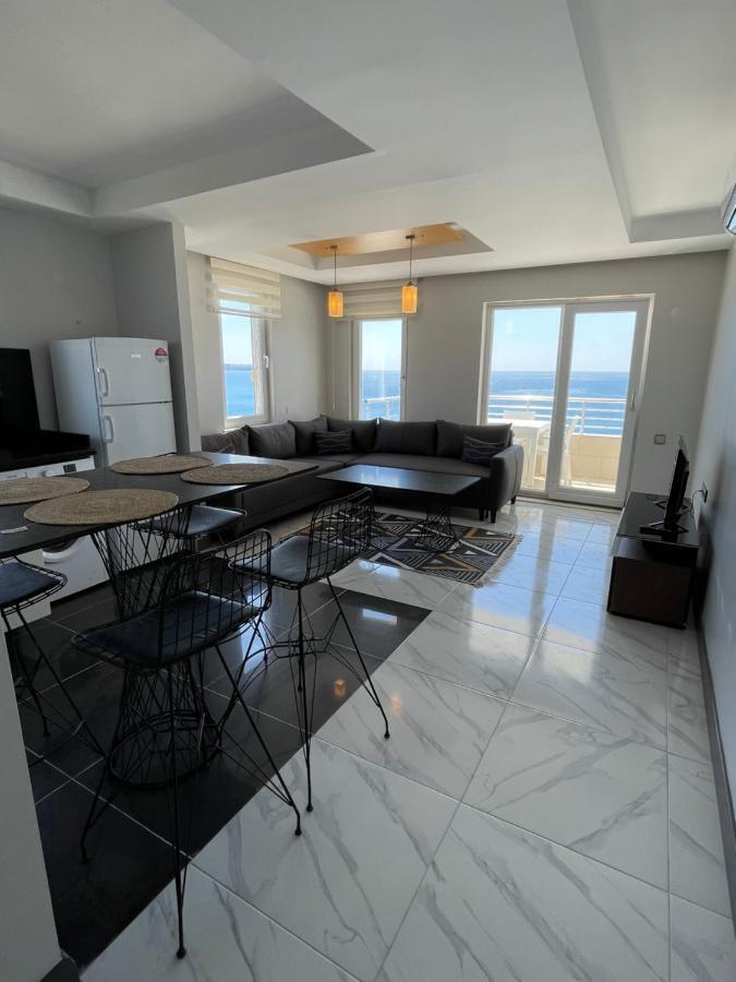 Heart Of The With Unique Views Of The Sea. Daire